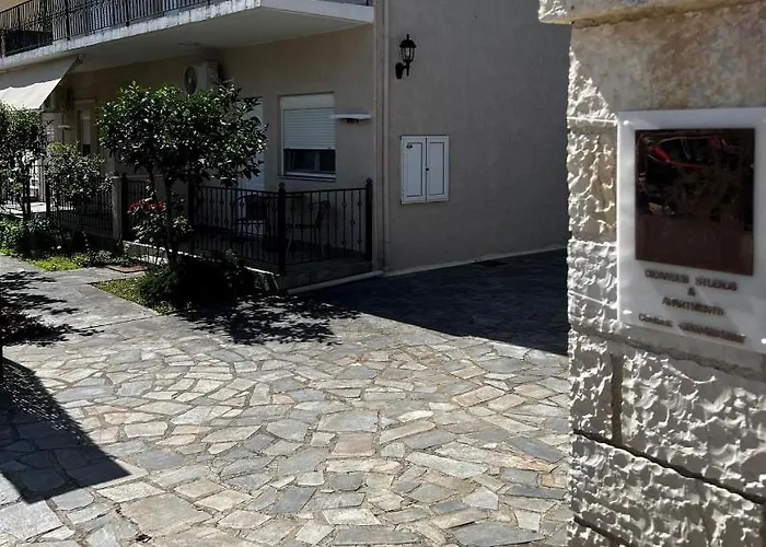 Dionysus Apartments & Studios